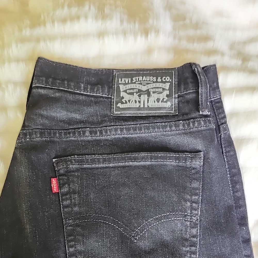 Levi's Men's Black Straight Jeans